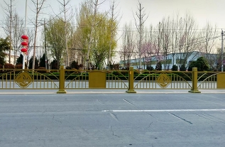 濮阳市政道路隔离护栏