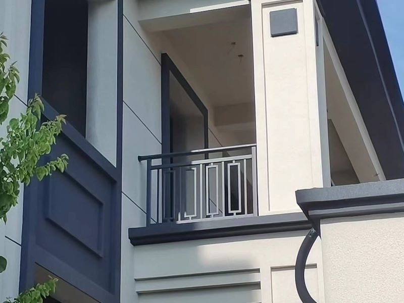 高层住宅阳台护栏
